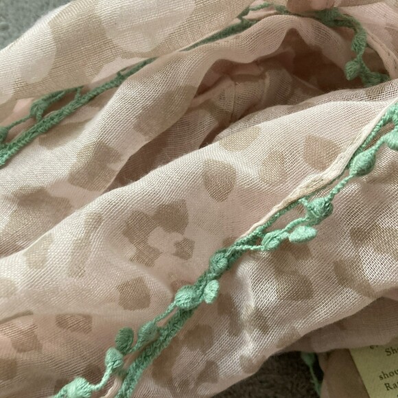 Vera Neumann Scarf Beige Green Boho Print Infinity Scarf Pom Pom Edging Detail - Picture 6 of 9